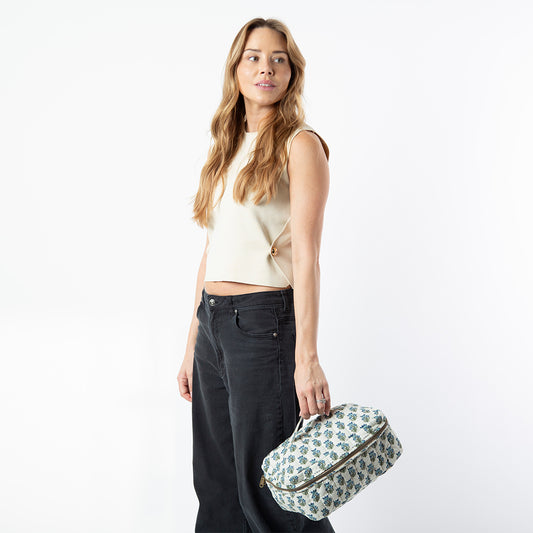 En Voyage Travel Kit – Aqua Block Print